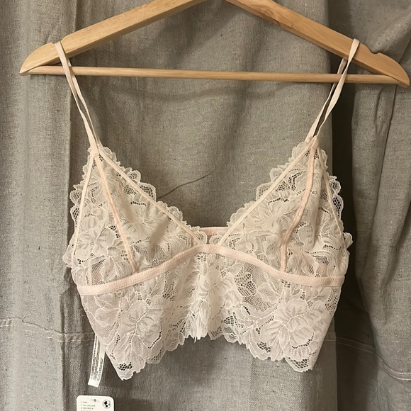 Freepeople intimately C6602 heavenly pink lace bralette size medium - Picture 1 of 6